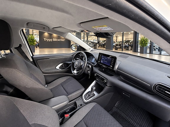 Toyota Yaris 16 of 23
