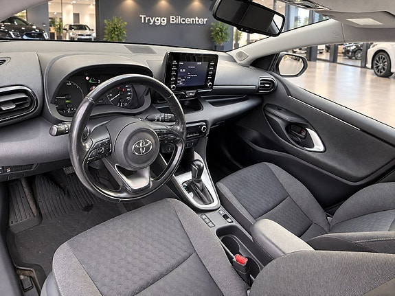 Toyota Yaris 10 of 23