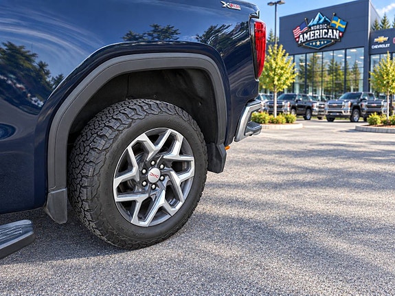 GMC Sierra 8 of 22
