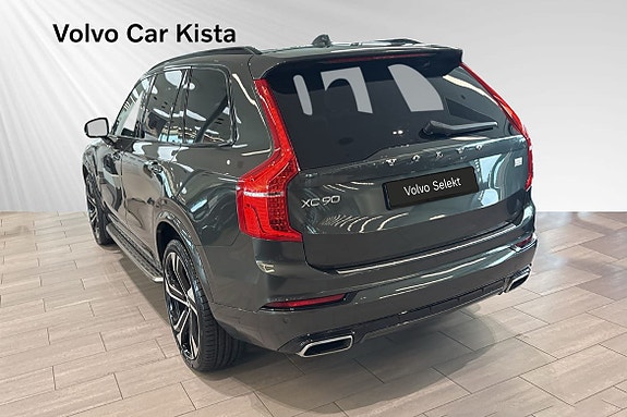 Volvo XC90 4 of 30