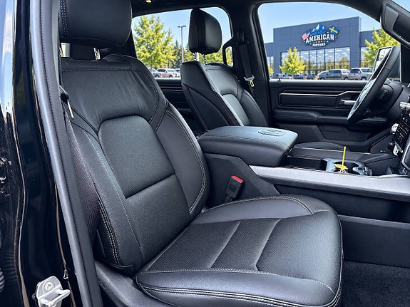 Dodge RAM 1500 12 of 24