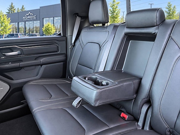 Dodge RAM 1500 15 of 24