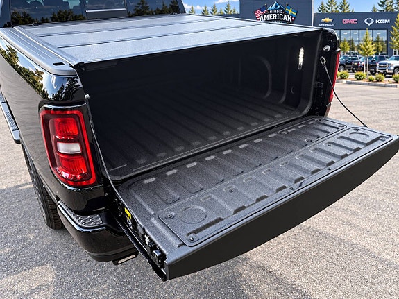 Dodge RAM 1500 9 of 24
