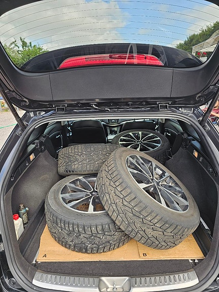 Hyundai i40 2 of 17