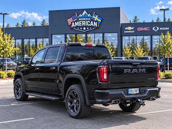 Dodge RAM 1500 3 of 20