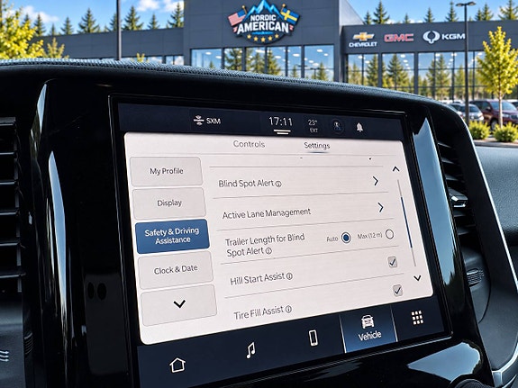 Dodge RAM 1500 18 of 20