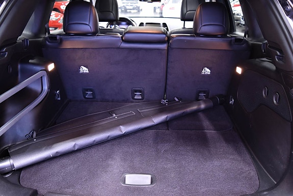 Jeep Cherokee 16 of 16