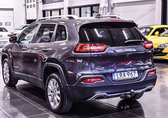 Jeep Cherokee 7 of 16