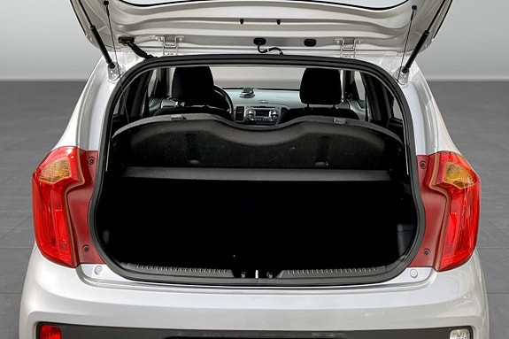Kia Picanto 9 of 9