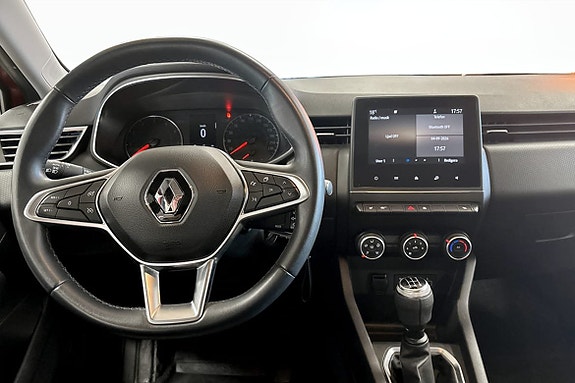 Renault Clio 8 of 18
