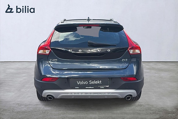 Volvo V40 Cross Country 5 of 21