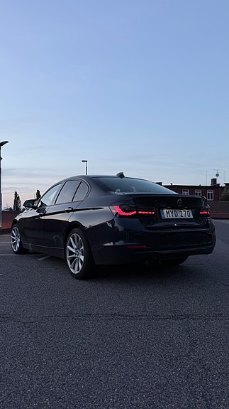BMW 328i 4 of 9