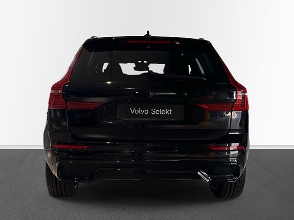 Volvo XC60 8 of 14