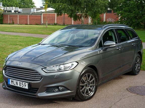 Ford Mondeo 2 of 10