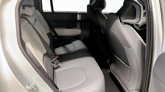 Kia EV3 5 of 11