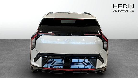 Kia EV3 7 of 11