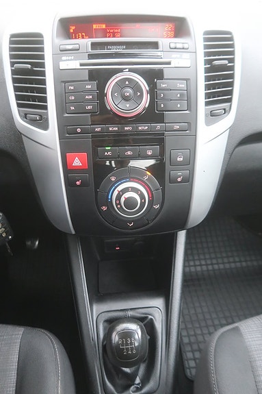Kia Venga 10 of 20