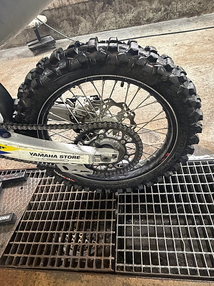 Yamaha YZ450F 5 of 6