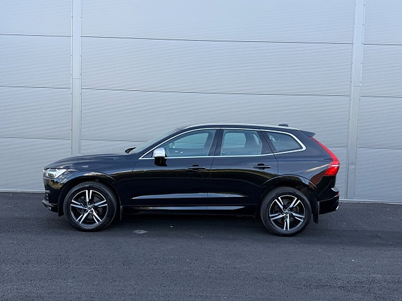 Volvo XC60 10 of 16