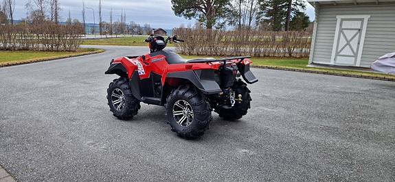 Suzuki Kingquad XP750 2 of 3