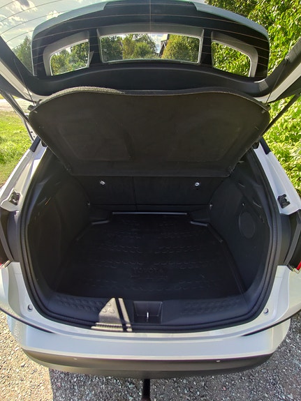 Toyota C-HR 7 of 8