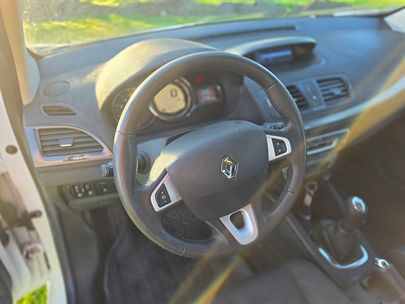 Renault Megane III 8 of 11