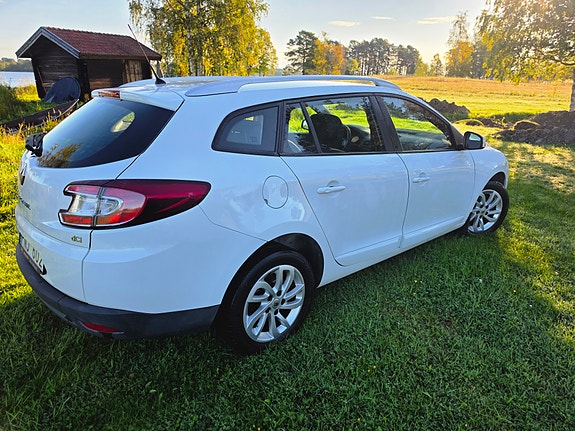 Renault Megane III 6 of 11