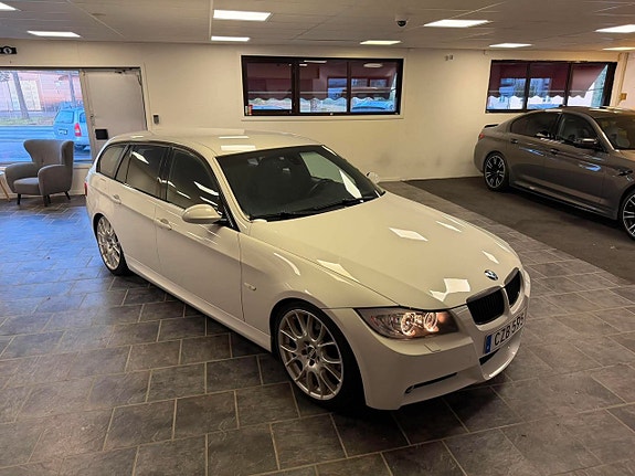 BMW 320d 2 of 23