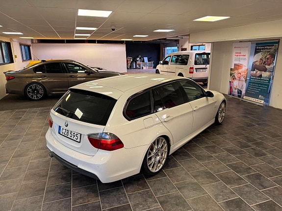 BMW 320d 6 of 23