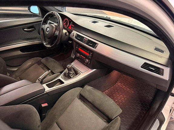 BMW 320d 23 of 23