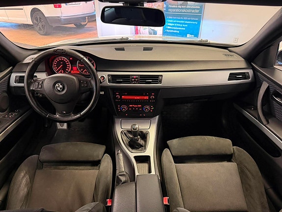 BMW 320d 13 of 23