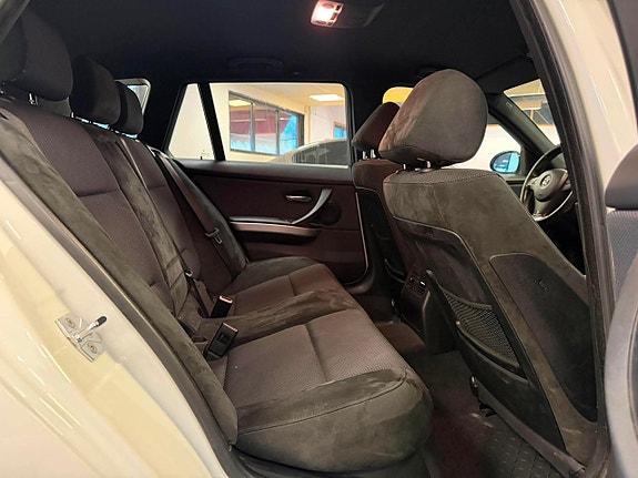 BMW 320d 22 of 23
