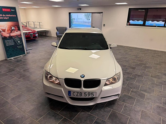 BMW 320d 3 of 23