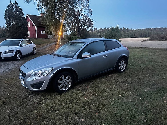 Volvo C30 3 of 5