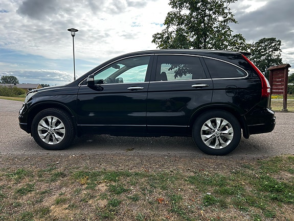 Honda CR-V 8 of 12