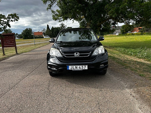 Honda CR-V 2 of 12