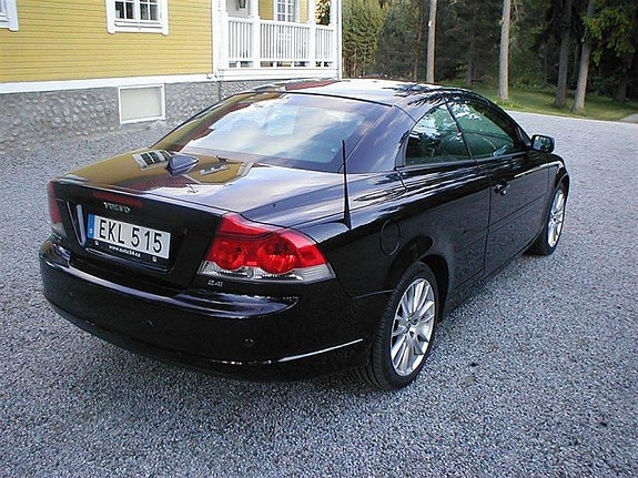 Volvo C70 4 of 15