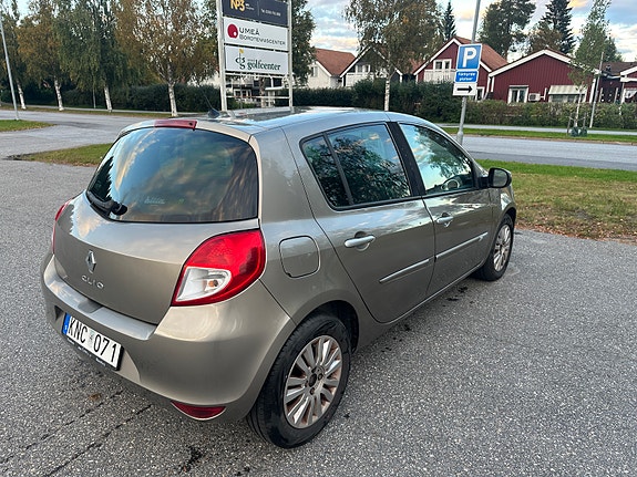 Renault Clio 3 of 7
