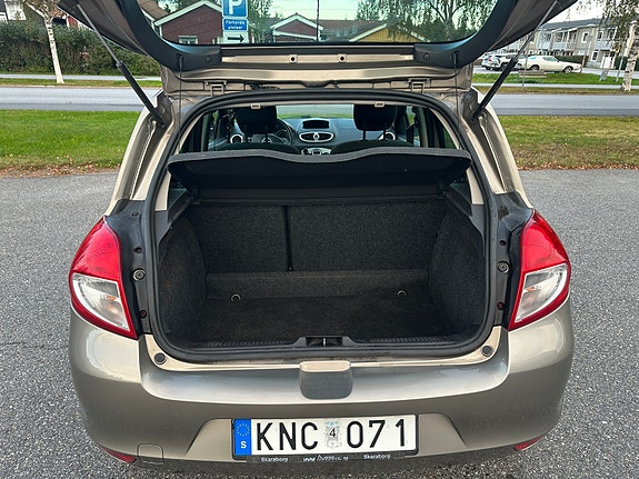 Renault Clio 5 of 7