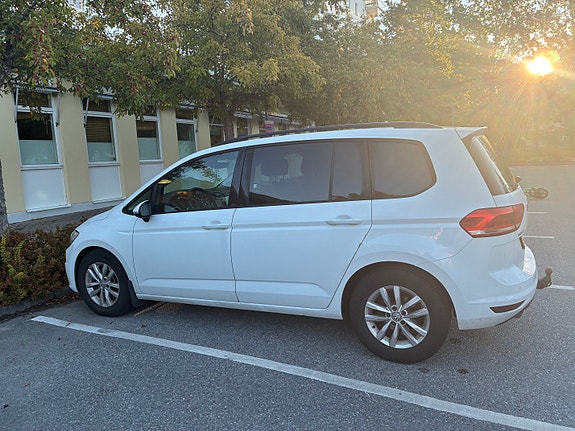 Volkswagen Touran 9 of 9