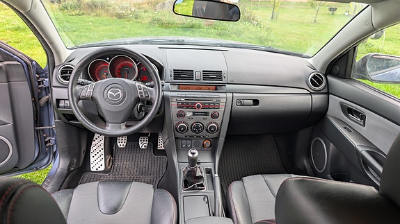 Mazda 3 7 of 12