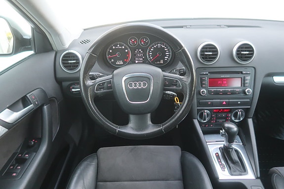 Audi A3 10 of 27