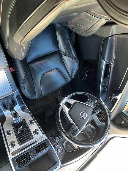 Volvo XC60 5 of 6