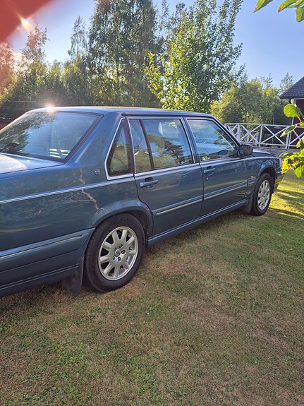 Volvo S90 4 of 10
