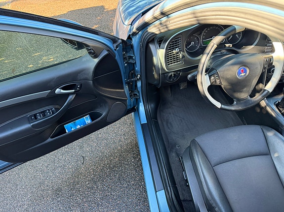 Saab 9-3 6 of 8
