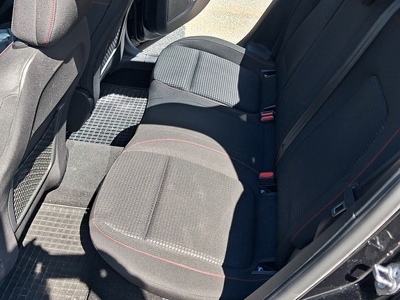 Ford Focus 7 of 10