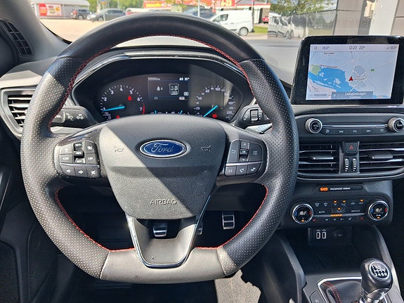 Ford Focus 9 of 10
