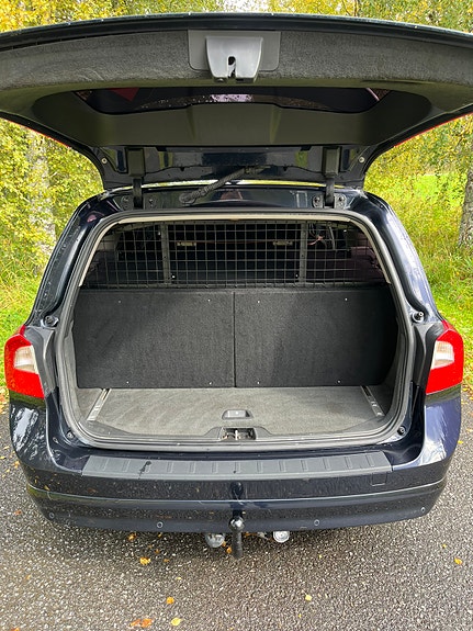 Volvo V70 7 of 10