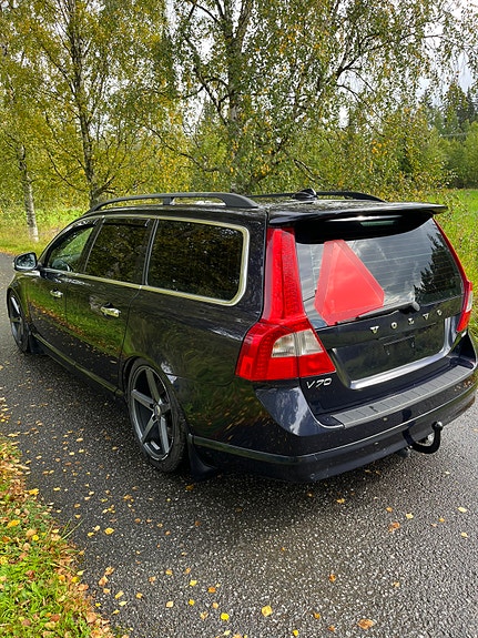 Volvo V70 6 of 10
