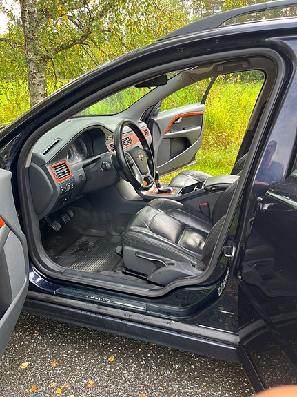 Volvo V70 9 of 10